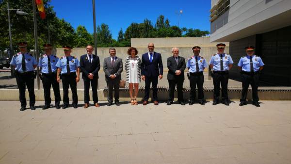 El conseller Miquel Buch en la comisaría de Mossos en Cambrils El conseller Miquel Buch en la comisaría de Mossos en Cambrils