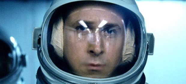 Ryan Gosling como Neil Armstrong