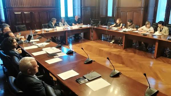 Comissión de investigación del Parlament de los atentados en Cataluña. Comissión de investigación del Parlament de los atentados en Cataluña.
