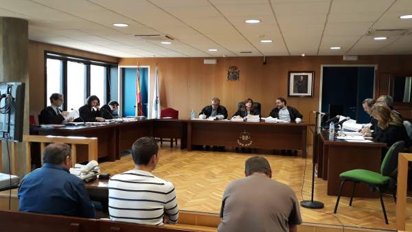 Juicio contra cuatro comuneros de Valadares por las lesiones de un ciclista Juicio contra cuatro comuneros de Valadares por las lesiones de un ciclista