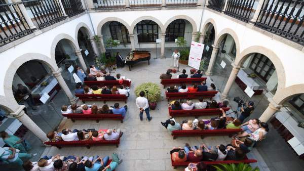 Fallo Premio de Cuentos Ciudad de Coria Fallo Premio de Cuentos Ciudad de Coria
