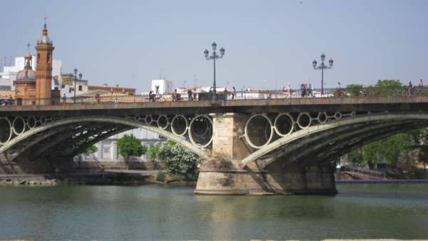 Puente de Triana Puente de Triana