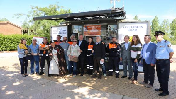 Prensa Aytoleón. Visita Alcalde Patrullas Jacobeas (Audios También Sentencia Fev Prensa Aytoleón. Visita Alcalde Patrullas Jacobeas (Audios También Sentencia Fev