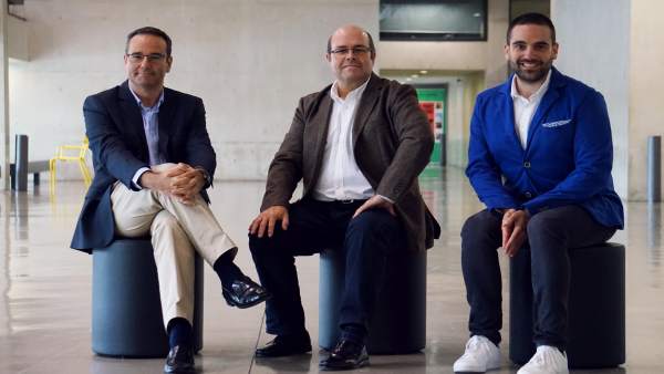 Alfonso Vara-Miguel, Avelino Amoedo Y Samuel Negredo, Editores Del Informe Alfonso Vara-Miguel, Avelino Amoedo Y Samuel Negredo, Editores Del Informe