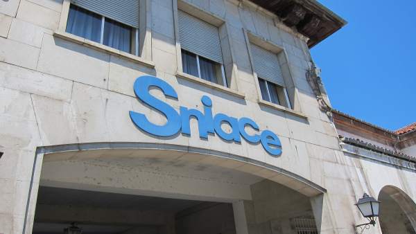 Fábrica de Sniace en Torrelavega Fábrica de Sniace en Torrelavega