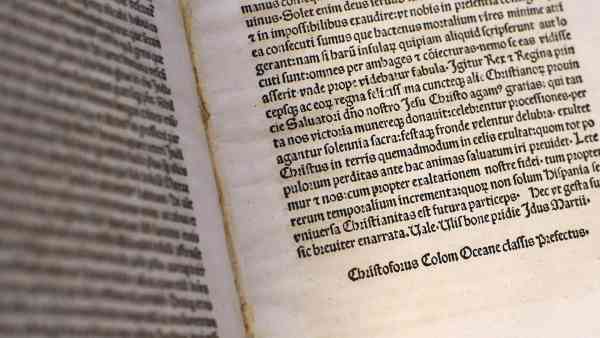 La 'Carta de Colón' devuelta a la Biblioteca Vaticana tras su robo. La 'Carta de Colón' devuelta a la Biblioteca Vaticana tras su robo.
