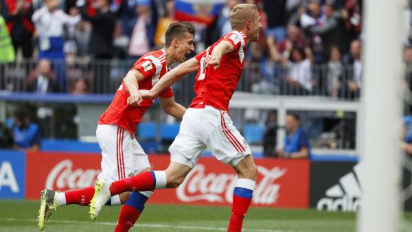 Gazinsky, primer goleador del Mundial. Gazinsky, primer goleador del Mundial.
