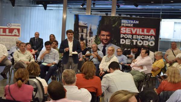 Beltrán Pérez en el acto Beltrán Pérez en el acto