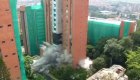 Espectacular demolición de un edificio en Medellín