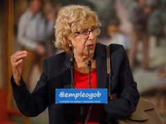 Carmena defiende que "cualquiera", con independencia del género, "puede pintarse las uñas"