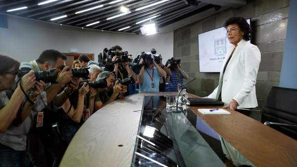 Isabel Celaá, portavoz del Gobierno, al comienzo de la rueda de prensa posterior al Consejo de MInistros. Isabel Celaá, portavoz del Gobierno, al comienzo de la rueda de prensa posterior al Consejo de MInistros.