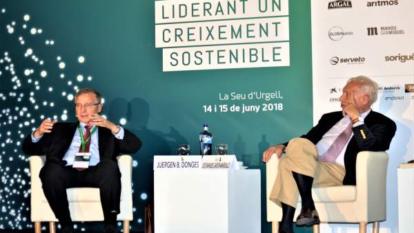 Juergen B.Donges (economista) José Manuel Garcia-Margallo (PP) Juergen B.Donges (economista) José Manuel Garcia-Margallo (PP)