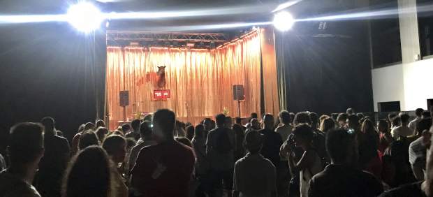 Concentración espontánea por Valtonyc en el Festival Sónar