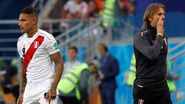 José Paolo Guerrero, junto a Ricardo Gareca, seleccionador peruano. José Paolo Guerrero, junto a Ricardo Gareca, seleccionador peruano.