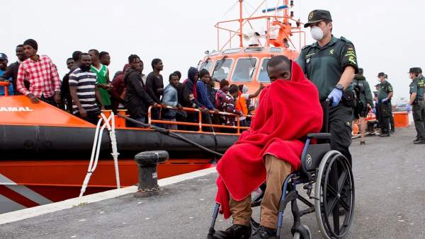 Rescate de inmigrantes Rescate de inmigrantes