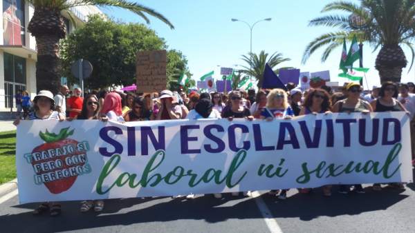 Manifestación por la 'situación de impunidad' de las temporeras Manifestación por la 'situación de impunidad' de las temporeras