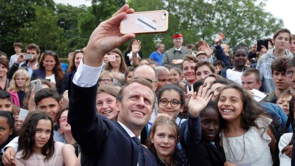 Macron Macron