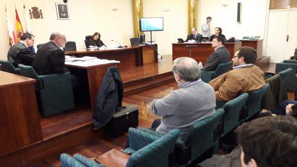 Juicio con la expulsión de Mantecón de Ganemos Juicio con la expulsión de Mantecón de Ganemos