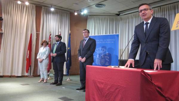 Diego Conesa promete el cargo durante un solemne acto institucional Diego Conesa promete el cargo durante un solemne acto institucional