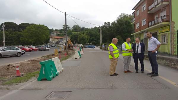 Visita a las obras de la calle Gervasio Herrero de Torrelavega Visita a las obras de la calle Gervasio Herrero de Torrelavega