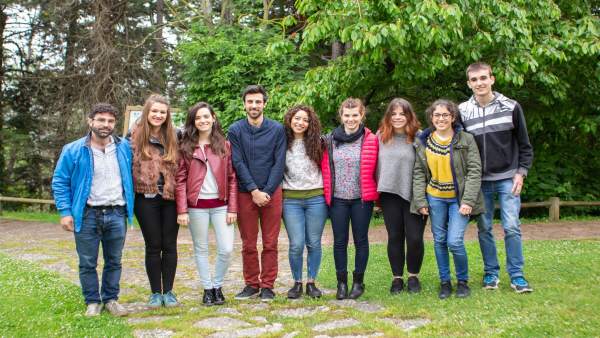 Alumnado de la UPNA participante en el Proyecto Ruiseñor/Urretxindorra Alumnado de la UPNA participante en el Proyecto Ruiseñor/Urretxindorra