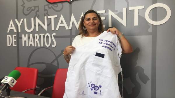 Ana Matilde Expósito presenta la campaña 'La igualdad se cocina a medias'. Ana Matilde Expósito presenta la campaña 'La igualdad se cocina a medias'.