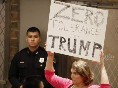 Protesta contra Trump por niños migrantes en la frontera