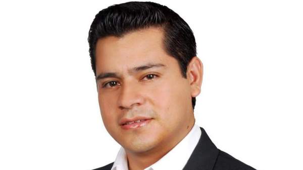 Omar Gómez Lucatero, candidato a la alcaldía de Aguililla, México. Omar Gómez Lucatero, candidato a la alcaldía de Aguililla, México.