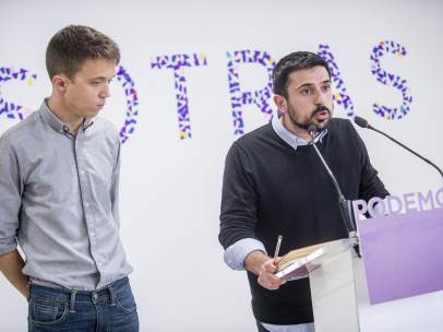 Íñigo Errejón, candidato de Podemos a la Comunidad de Madrid, y Ramón Espinar, secretario general de Podemos Madrid.