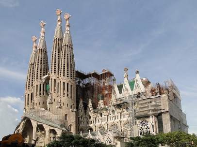 SAGRADA FAMILIA (BARCELONA)