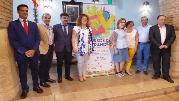 Presentacion de los cursos de verano de la UMA en Ronda Presentacion de los cursos de verano de la UMA en Ronda