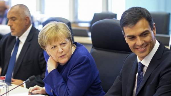 Pedro Sánchez y Angela Merkel Pedro Sánchez y Angela Merkel