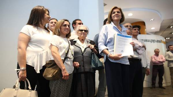 Cospedal presenta avales Cospedal presenta avales