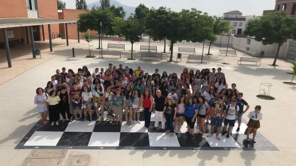 Encuentro de jóvenes formadores en Igualdad y prevención de violencia de género. Encuentro de jóvenes formadores en Igualdad y prevención de violencia de género.