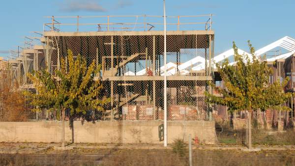 EDIFICIO EN OBRAS EDIFICIO EN OBRAS