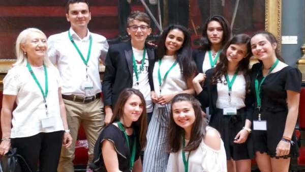Equipo del Colegio Agustinas de Valladolid. Equipo del Colegio Agustinas de Valladolid.