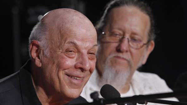 Charles Fox celebra en Cuba sus 55 años de carrera musical.
Charles Fox celebra en Cuba sus 55 años de carrera musical.