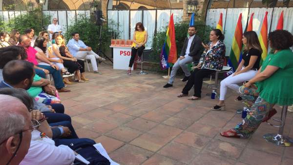 Acto del PSOE de Huelva de los premios Pedro Zerolo. Acto del PSOE de Huelva de los premios Pedro Zerolo.