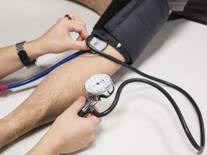 Hipertensión, tensión arterial, tensiómetro