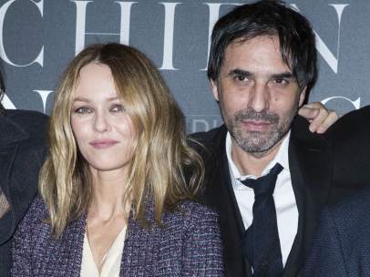 Vanessa Paradis y Samuel Benchetrit