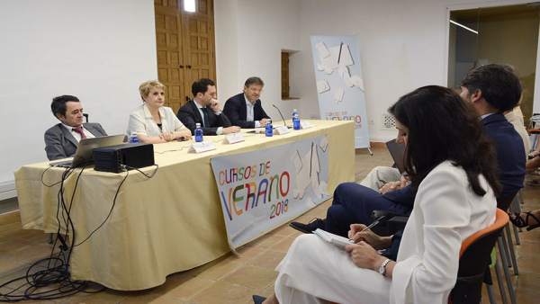Catalá en el curso de verano de la UCLM Catalá en el curso de verano de la UCLM