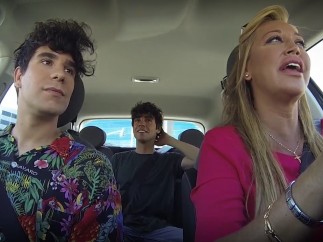 Los Javis durante el programa 'Belén a bordo'.