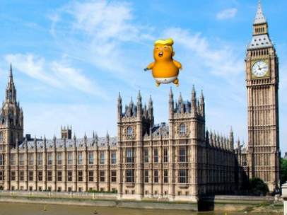 Globo gigante de Donald Trump como un "bebé furioso".