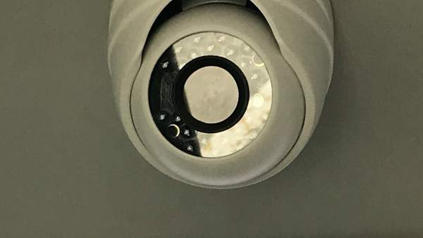 Cámara de seguridad, vigilancia. Cámara de seguridad, vigilancia.