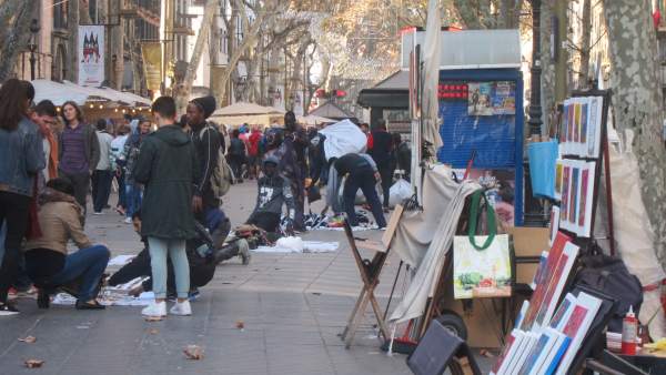 Top manta en Barcelona. Top manta en Barcelona.