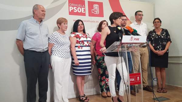 Carolina Gracia en su comparecencia de este miércoles junto al resto de ediles Carolina Gracia en su comparecencia de este miércoles junto al resto de ediles