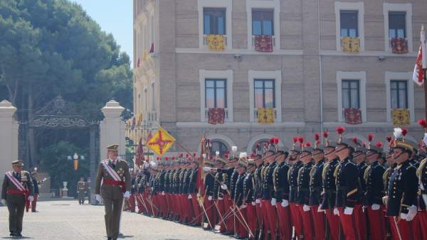 El Rey Felipe VI ha asistido hoy a la entrega de Reales Despachos en la AGM El Rey Felipe VI ha asistido hoy a la entrega de Reales Despachos en la AGM