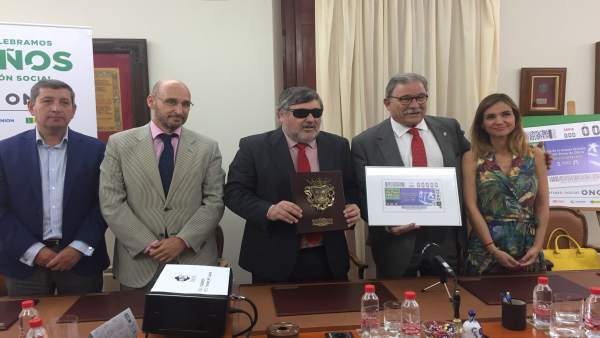 Presentación del cupón dedicado al Día de la Justicia Gratuita Presentación del cupón dedicado al Día de la Justicia Gratuita