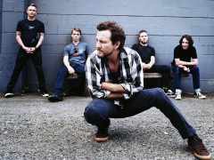 Pearl Jam recauda casi diez millones para los sin techo de Seattle
