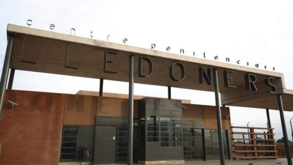 Imagen exterior de la cárcel de Lledoners en Sant Joan de Vilatorrada (Bacelona) Imagen exterior de la cárcel de Lledoners en Sant Joan de Vilatorrada (Bacelona)